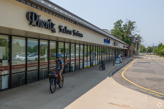 The Meadows on the Parkway shopping center offers food, groceries  and other services, conveniently located near South Boulder.