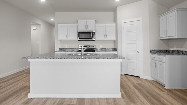 3072 Lynn Ln, Abilene, TX 79606 - photo 3