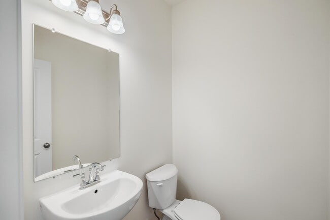 13133 Carolina St, Crown Point, IN 46307 - photo 6