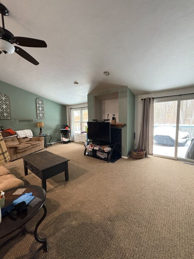 13501 Velp Ave unit 13501 Velp Ave, Suamico, WI 54173 - photo 6
