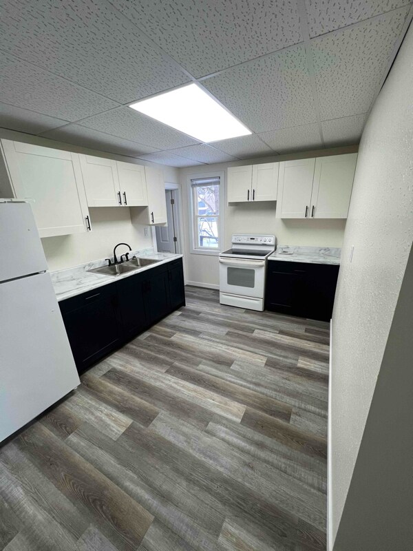 1804 13th Ave Unit Lower, Menominee, MI 49858