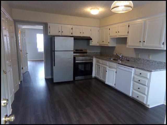 1809 Reservoir Rd, Little Rock, AR 72227 - photo 4