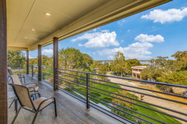 721 Rock Harbor Ct, Granbury, TX 76048 - photo 6