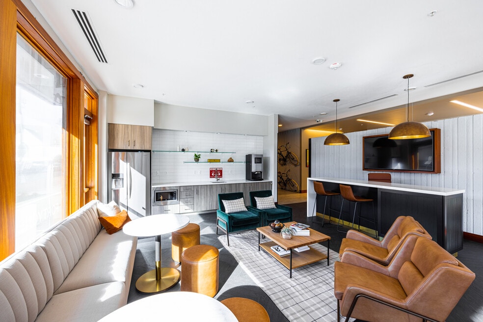 Forty One 11, Portland, OR 97211 - photo 1