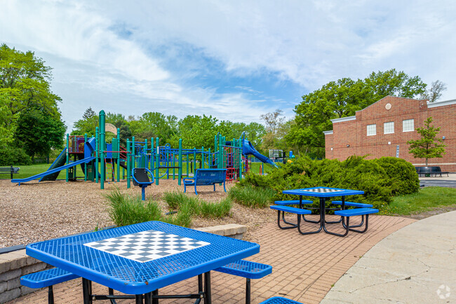 Beloved by Residents of Clarendon Hills, Walker Elementary has beautiful grounds and exceptional outdoor activities.
