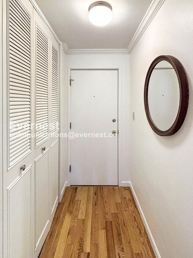 Centre Pointe Station unit 110, Denver, CO 80222 - photo 5