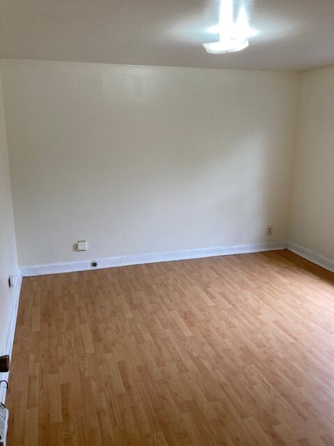 110 School St, Morgantown, WV 26505 - photo 3