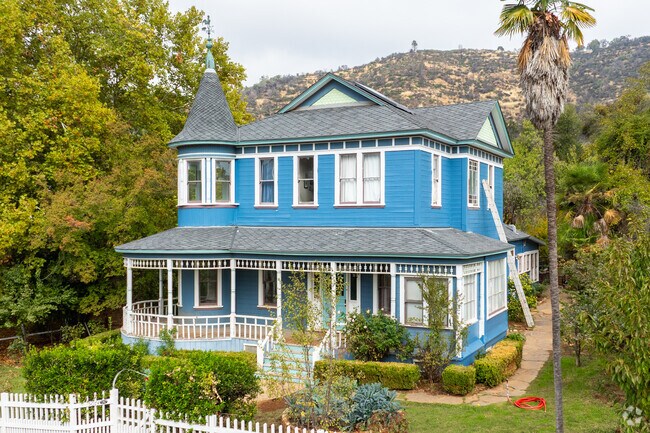 Bungalows in Mariposa blend classic charm with modern living.