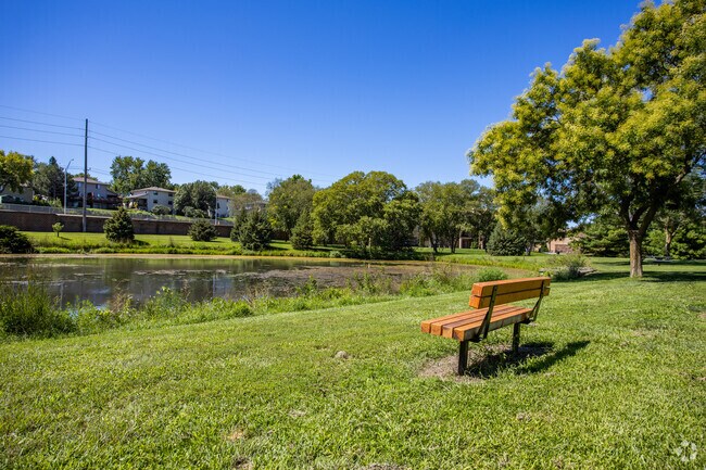 Ramble Ridge Park in Ramble Ridge features a pond lined with walking trails and benches.