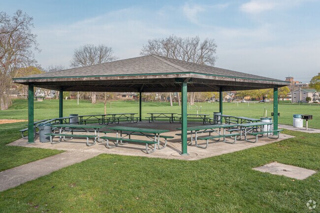 Hunter Park includes a picnic shelter for neighborhood gatherings.