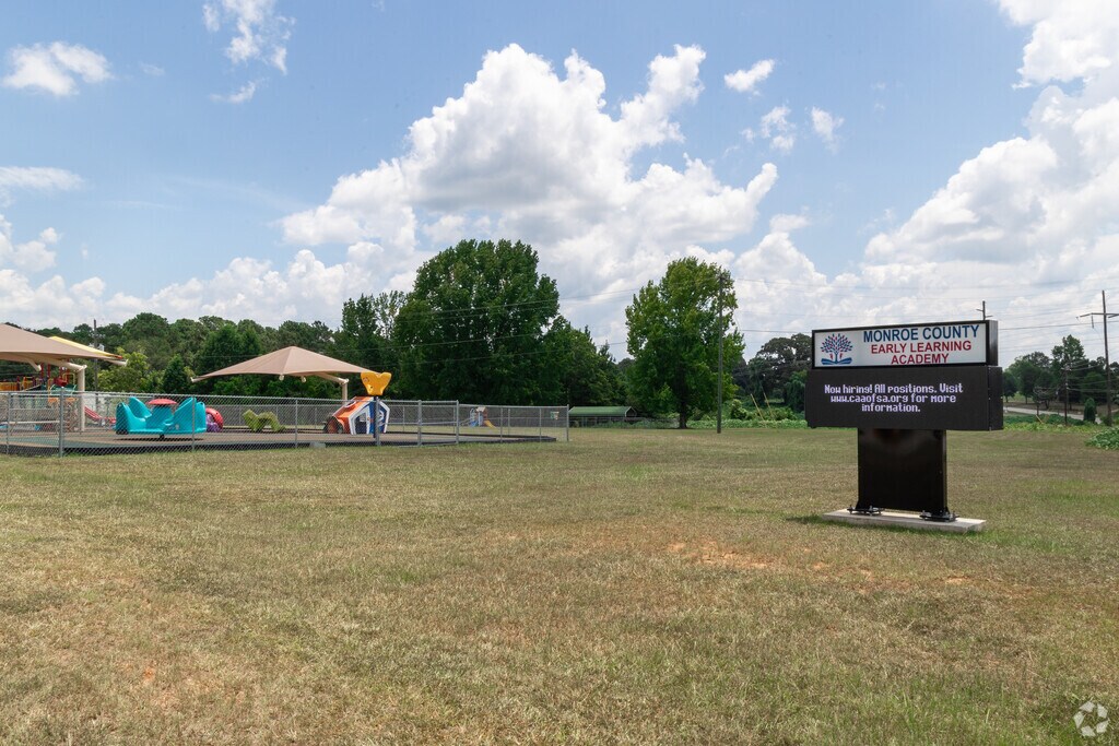 New Life Christian School