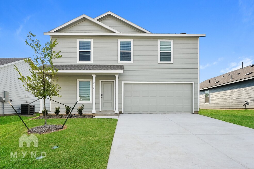 2716 Mistwood Dr, Fort Worth, TX 76108 - photo 1