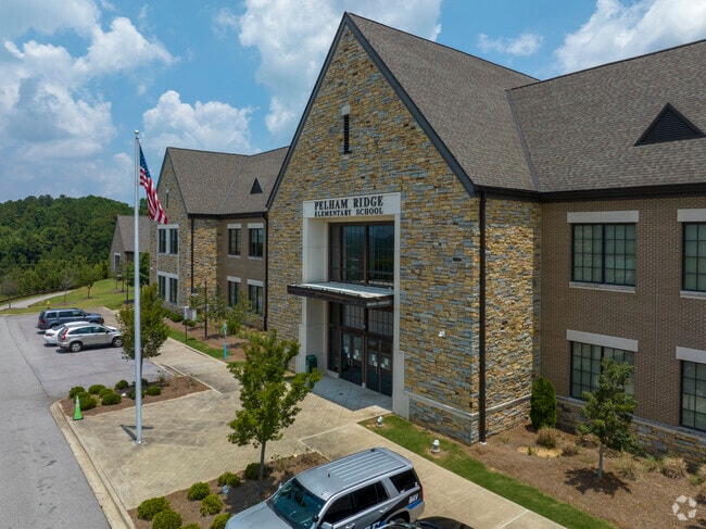 Pelham Ridge Elementary School earns an A- from Niche.