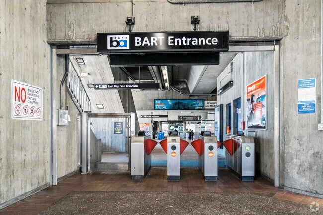 Crocker’s nearby BART station makes travel across the Bay Area quick and commuter-friendly.