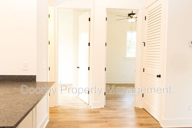 905 W 39th St unit B, Chattanooga, TN 37410 - photo 7