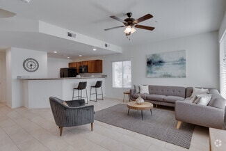 7649 E 44th St, Yuma, AZ 85365