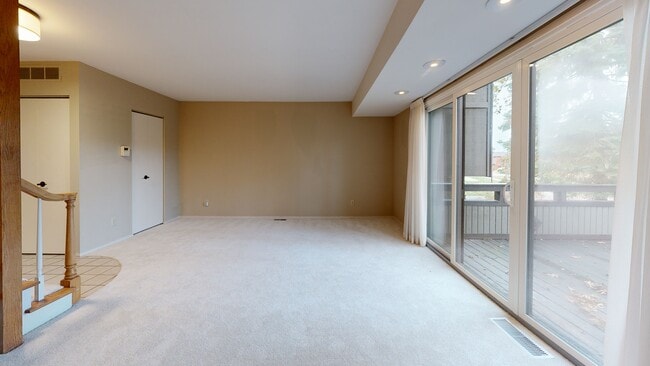 1100 By-The-shores Dr unit 1, Huron, OH 44839 - photo 2