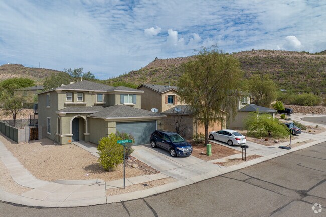 Many A Mountain homes sit at the base of Sentinel Peak and offer scenic views.