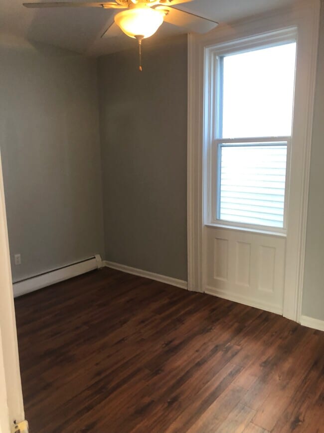 26 W 4th St unit 26 West 4th Street, Oswego, NY 13126 - photo 3