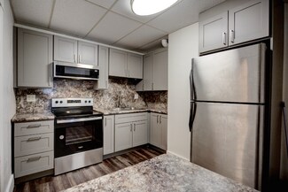 222 E Aurora St Unit 2, Ironwood, MI 49938