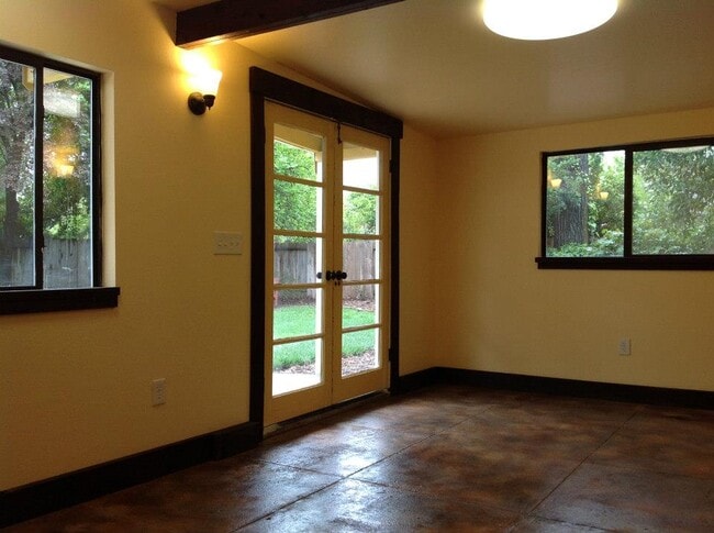 1017 Downing Ave, Chico, CA 95926 - photo 5