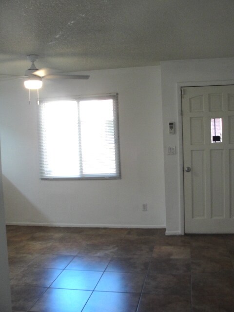 4595 N 17th Ave, Phoenix, AZ 85015 - photo 6