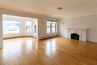 6830 S Jeffery Blvd Unit 6830 S Jeffery Blvd, Chicago, IL 60649