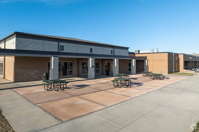 Lineville Intermediate School fosters a love of learning in a welcoming space.