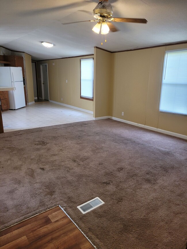 14054 Mays Rd, Gulfport, MS 39503 - photo 3