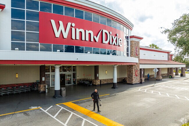 You can find a convenient Winn-Dixie supermarket in Rexmere Village for all your grocery needs.