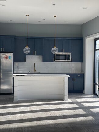 5830 Henry, Philadelphia, PA 19128