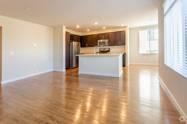 2BR, 2BA - Plan B