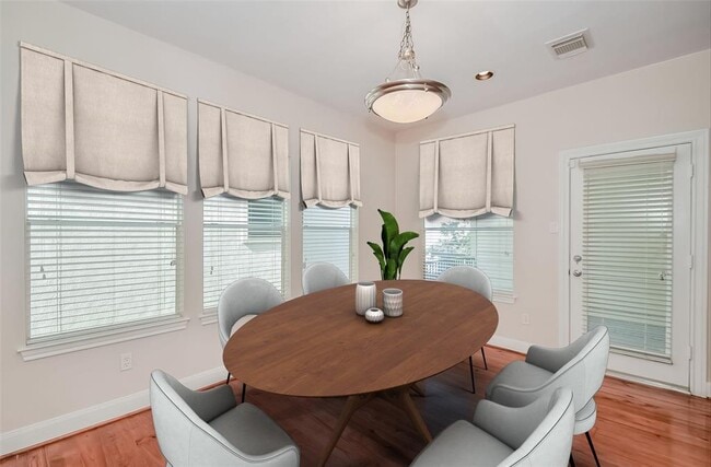 703 Detering St unit C, Houston, TX 77007 - photo 5