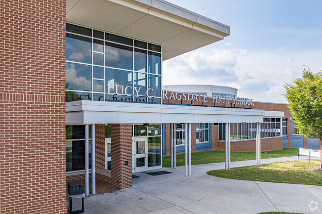 Ragsdale High School's average SAT score is 1140.