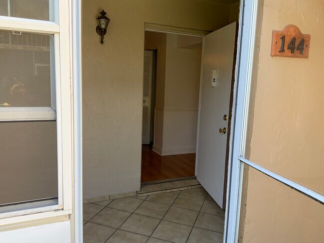 3135 Shady Dell Ln unit 144, Melbourne, FL 32935 - photo 6