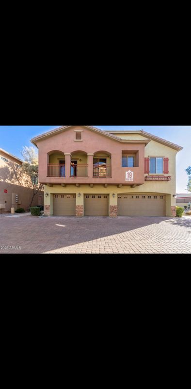 2150 E Bell Rd, Phoenix, AZ 85022
