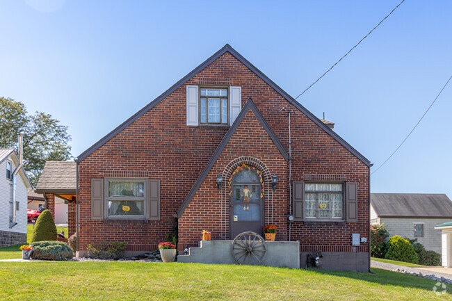 Cozy cottages are dotted throughout the streets of Allegheny Township.