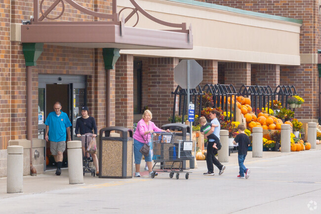 Kroger is one of the many grocer options in Bullerman Park Forest.