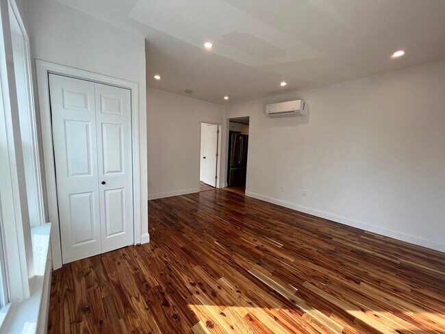 155 Orange St, Chelsea, MA 02150 - photo 3