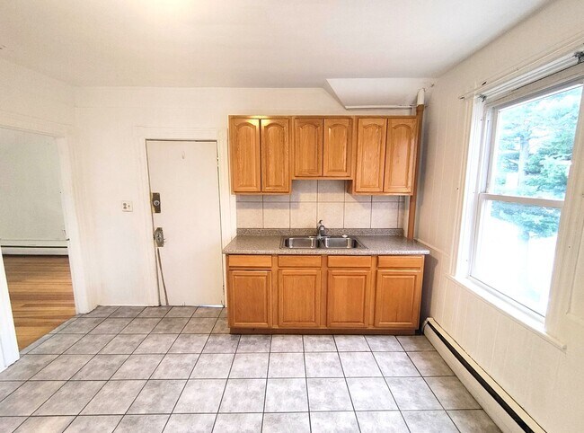 3 Veto St unit 3, Providence, RI 02908 - photo 2