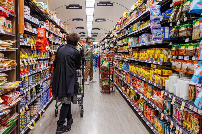 Head to Ralphs in Seaside, CA for your weekly grocery needs.