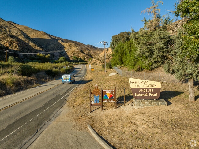 Nature lovers in Acton can access Angeles National Forest via Santa Clarita.