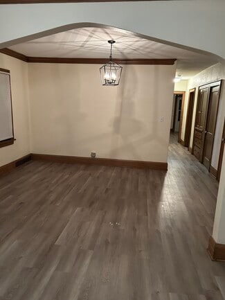 1912 Charles St Unit 2nd floor, Rockford, IL 61104