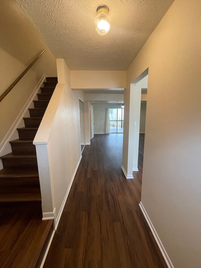 8234 Roanoke Ct, Severn, MD 21144 - photo 2