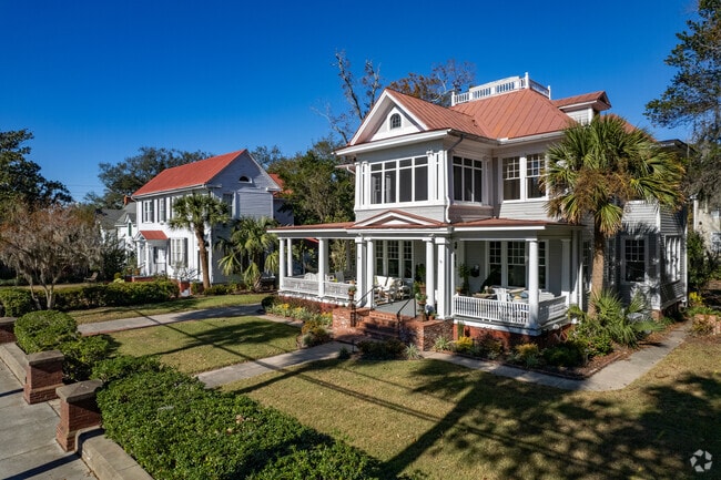 Historic homes along Bay Street in Beaufort have been thoughtfully renovated.
