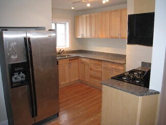 10 Evergreen Ave, Somerville, MA 02145