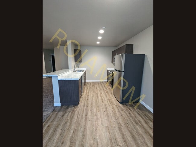 1215 S Eisenhower St, Jerome, ID 83338 - photo 5