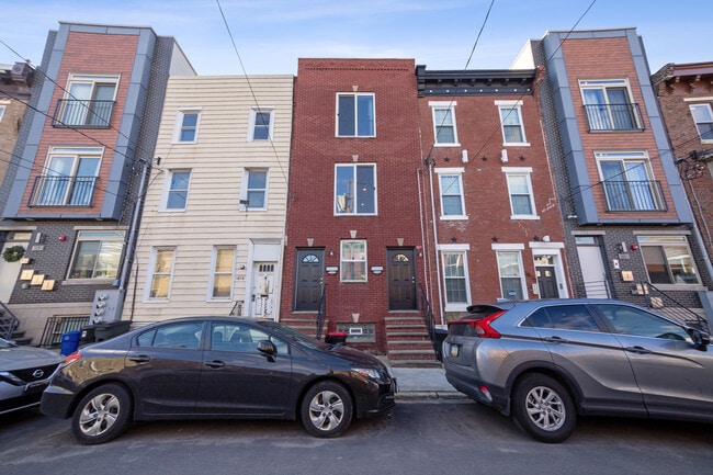1818 Federal St unit A, Philadelphia, PA 19146 - photo 2