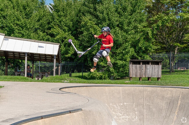 Apperson-Dickerson includes a skatepark within the Blacksburg Park & Recreation.