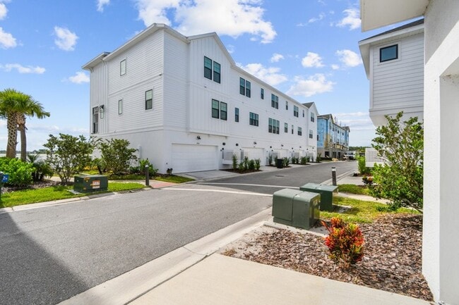 1618 Springwell Ln, Sarasota, FL 34240 - photo 7